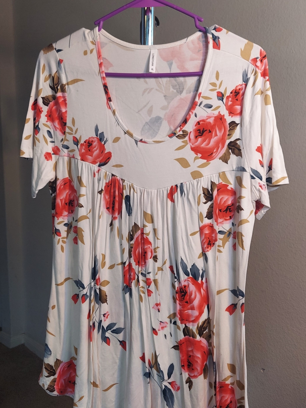 Women's Scoop Neck Floral Tunic - Coral Rose on Ivory